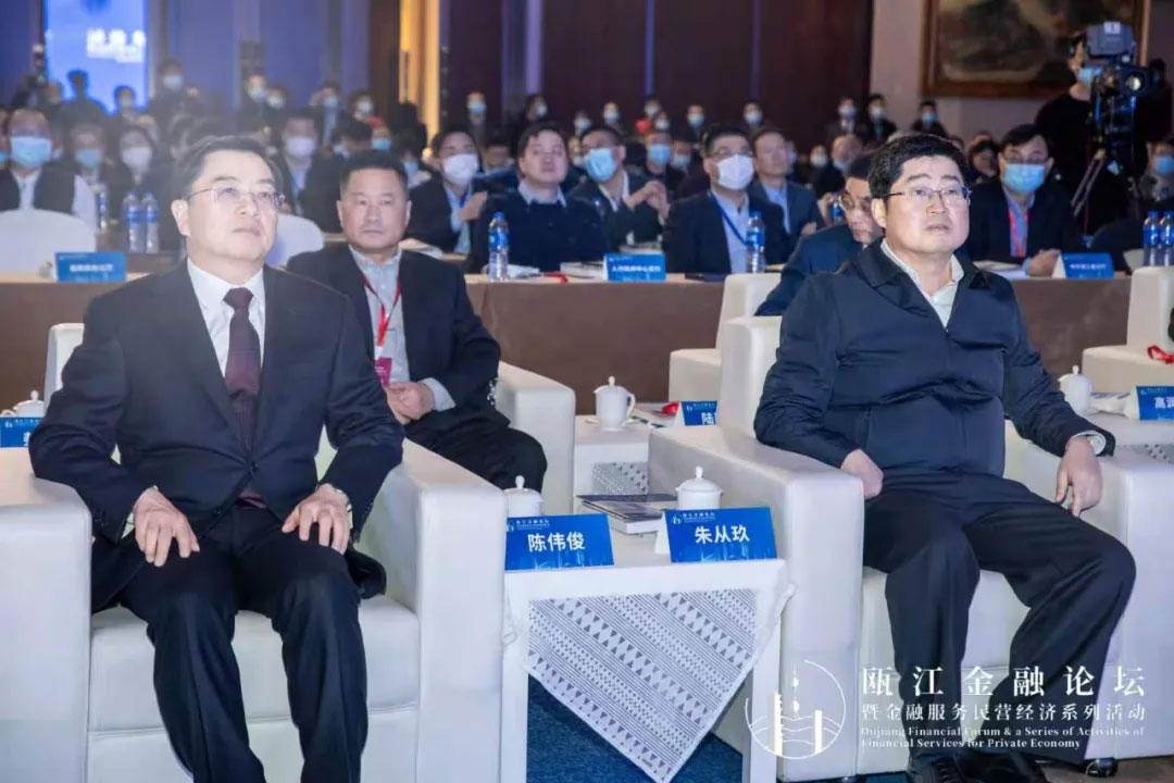 题图3.jpg 题图3.jpg